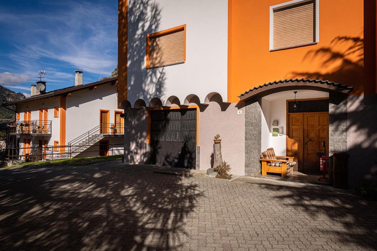 Hostel - Bormio - Livigno - Santa Caterina - Stelvio Sondalo Exterior photo