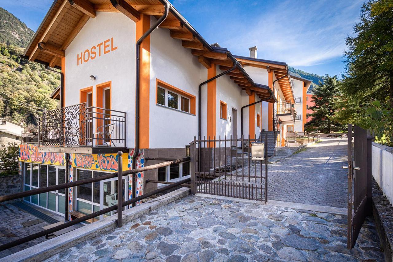 Hostel - Bormio - Livigno - Santa Caterina - Stelvio Sondalo Exterior photo
