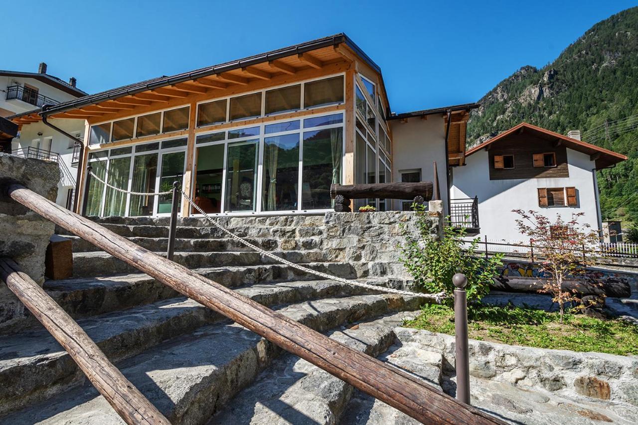 Hostel - Bormio - Livigno - Santa Caterina - Stelvio Sondalo Exterior photo