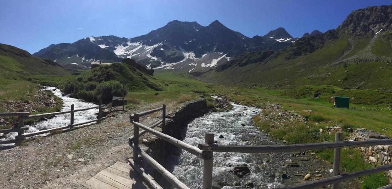 Hostel - Bormio - Livigno - Santa Caterina - Stelvio Sondalo Exterior photo