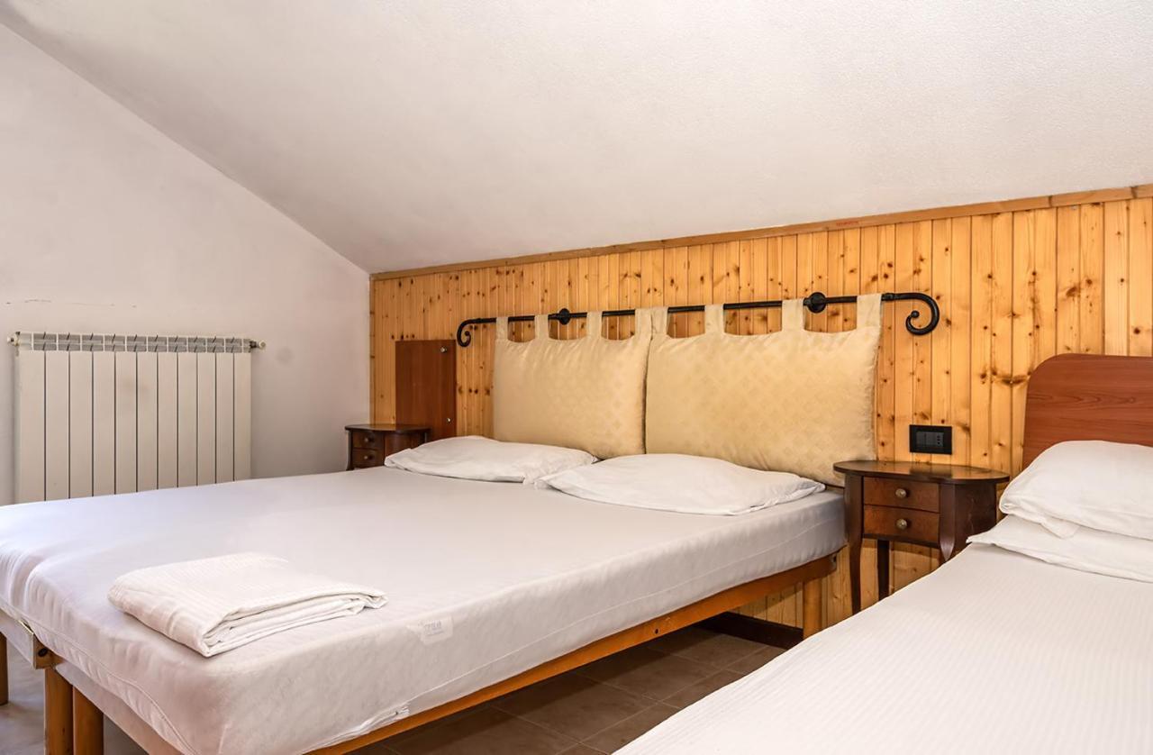 Hostel - Bormio - Livigno - Santa Caterina - Stelvio Sondalo Exterior photo