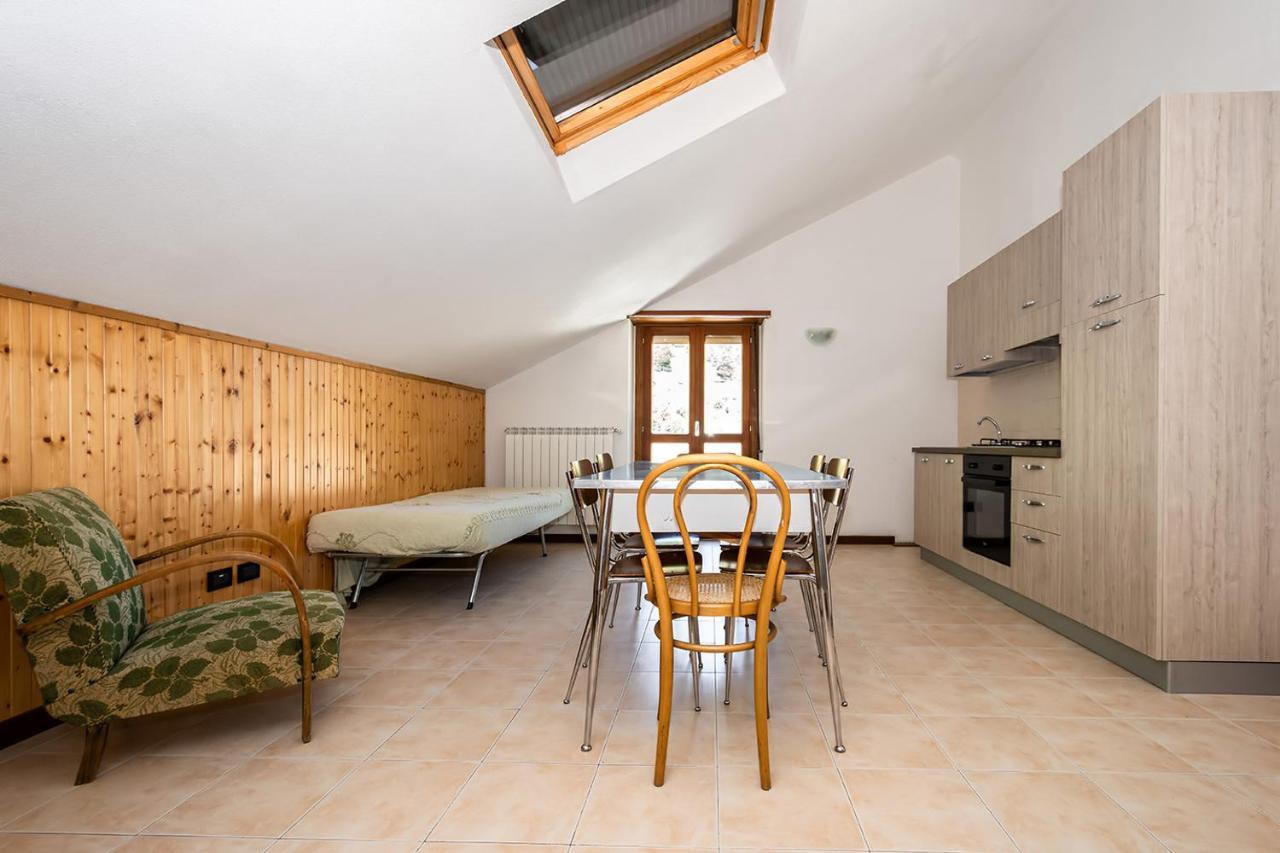 Hostel - Bormio - Livigno - Santa Caterina - Stelvio Sondalo Exterior photo